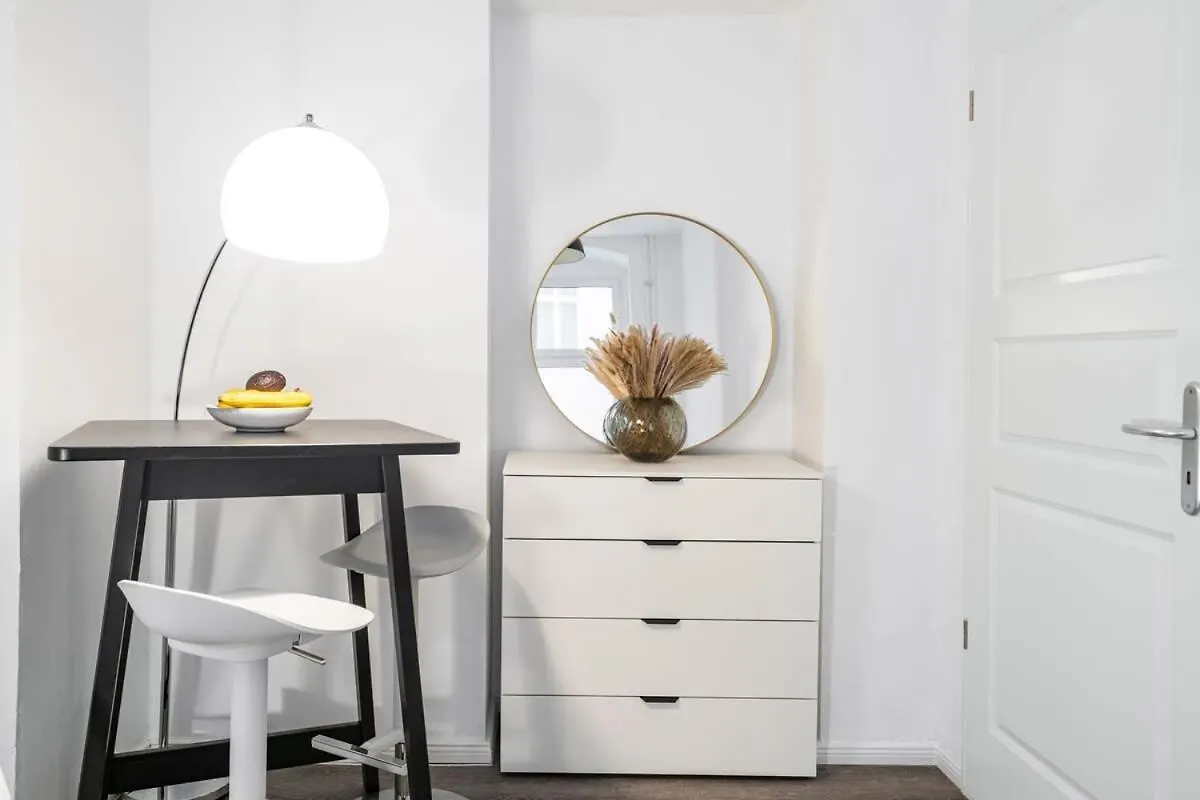 Homely Berlin - Spacious, Modern, S-Bahn Nearby , Groups & Families ألمانيا